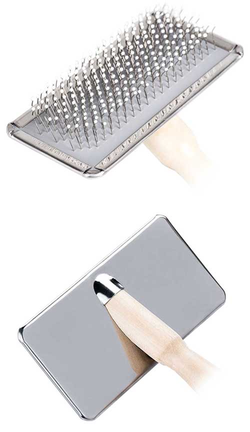 Wooden-Pet-Brush-Metal-shell-brush-surface.jpg